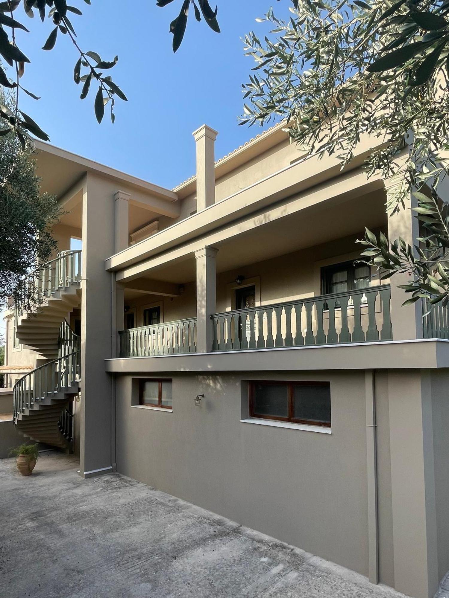 Agrilia Maison Razata Exterior photo